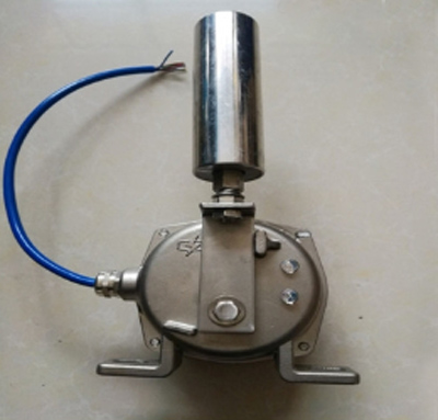 JPKJ-Z跑偏開關(guān)、JPNS-II膠帶提升機專用跑偏開關(guān)兩級跑偏開關(guān)廠家