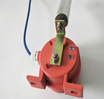 TLP-100-145防爆兩級跑偏開關(guān)、TLP-120-130刮板機(jī)用兩級跑偏開關(guān)廠家