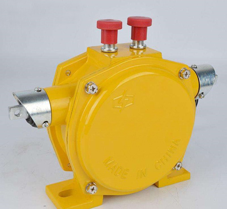 AS-LS350手動(dòng)耐酸堿雙向拉繩開關(guān)、ATLS-100B22拉繩開關(guān)都經(jīng)過(guò)防水測(cè)試生產(chǎn)廠家