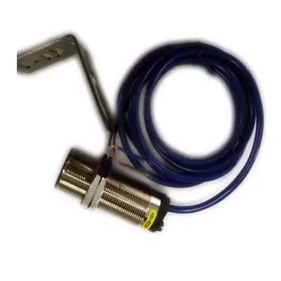SS2-220V-B-1提升機(jī)速度開(kāi)關(guān)、SSS-HL速度傳感器安裝在被傳動(dòng)軸旁廠(chǎng)家